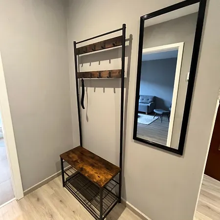 10h 75qm Wi-fi Free Parking Apartamento