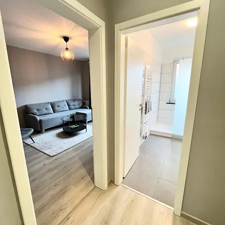 10h 75qm Wi-fi Free Parking *