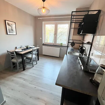 10h 75qm Wi-fi Free Parking Apartment