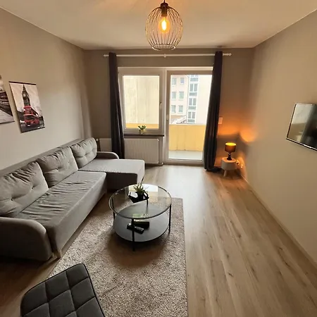 10h 75qm Wi-fi Free Parking Apartamento